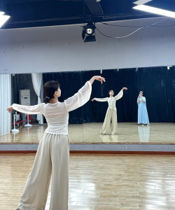 新乡县金诺舞蹈培训有限公司