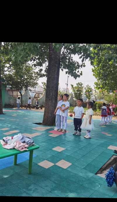 和林镇二龙村幼儿园