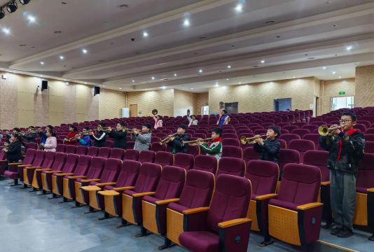 鄂尔多斯市康巴什区蒙音艺术培训学校有限公司