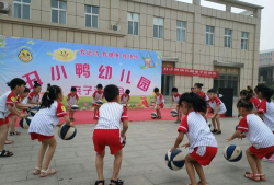 邻水县高滩镇石马河村丑小鸭幼儿园环境