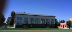 扎兰屯市大河湾镇农场学校