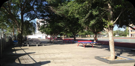 四川省自贡市沿滩中学校