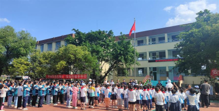 德阳市旌阳区新中学校