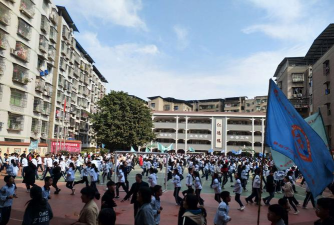 营山县城关中学环境