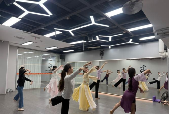 西乌珠穆沁旗舞韵艺术培训有限公司环境