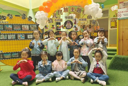 丹棱县中隆乡梅湾村佳佳幼儿园环境