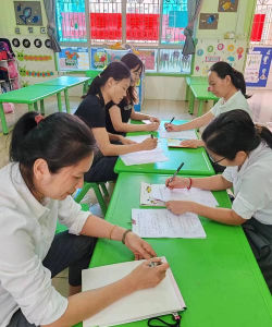 湖光镇中心幼儿园环境