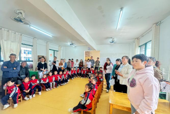 廉江市石城镇茶山小学附属幼儿园