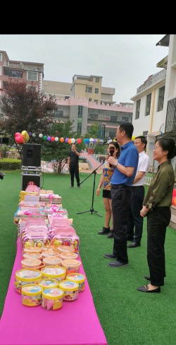 威远县镇西镇肖兵幼儿园环境