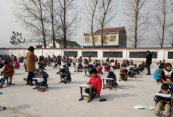 春城镇高朗小学