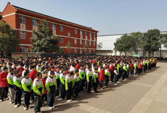 长安区韦曲街办杜陵初级中学环境