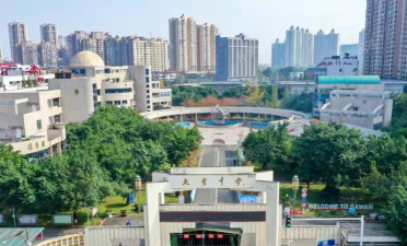 成都市大弯中学环境