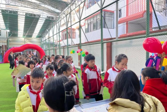 临翔区凤翔小学环境