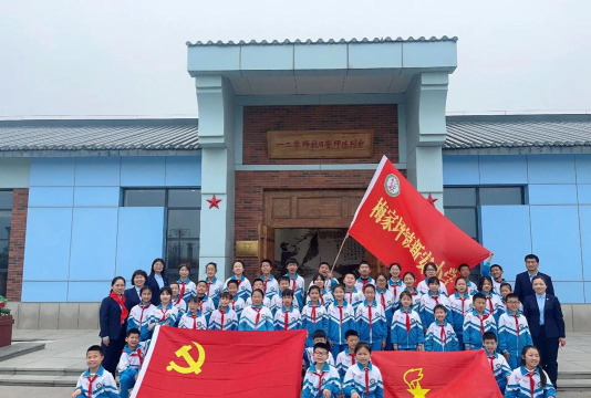 南安镇新安小学