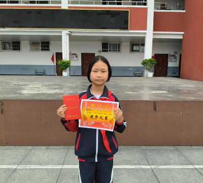 冯川镇华林小学