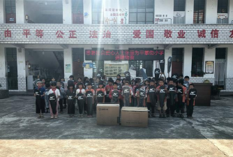 曲溪镇云南小学环境