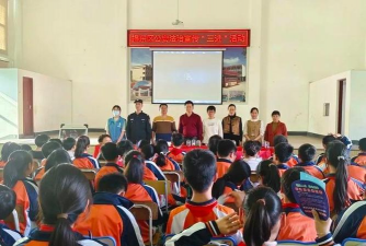 玉滘镇翔龙中心小学环境