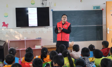 阳新县龙港镇中心幼儿园