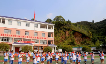 上栗县长平乡中心小学