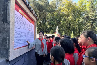 万载县潭埠镇中心小学