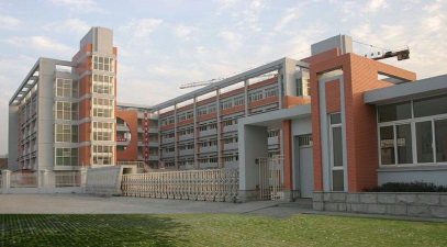 镇江市实验初级中学