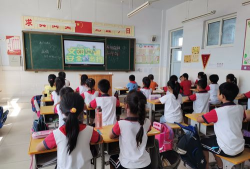 崔口镇小屯中心校