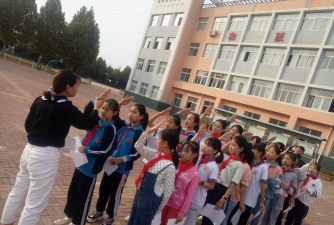 王风楼镇中心小学