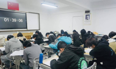 平江县长寿镇睿智艺术培训学校有限公司环境