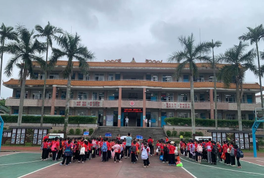 新兴县六祖镇龙山塘教学点