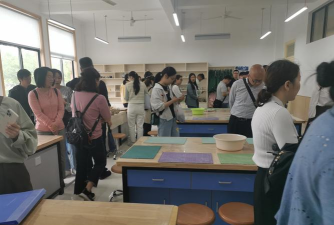 兰溪市新讲台科技培训有限公司