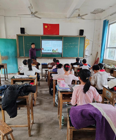 武都镇放羊村小学校