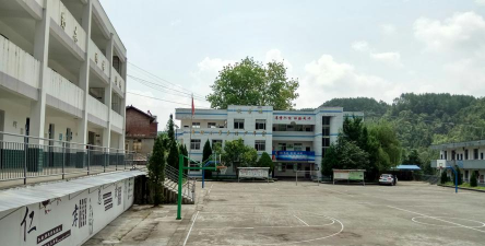 旺苍县枣林乡中心小学校