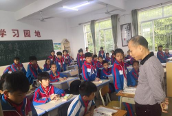 皇桐中心小学环境