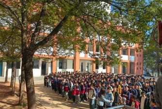 万载县白良初级中学环境