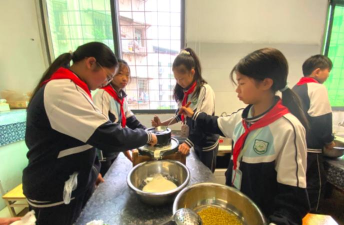 木洞镇中心小学校