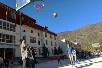 木里县唐央乡中心小学