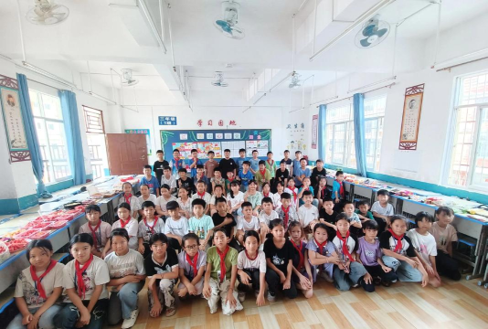 岳池县天平镇蒋山镇村私立幼儿、小学班