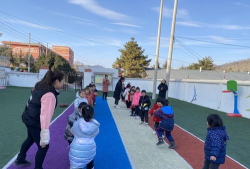 蟠龙镇中心幼小学儿园