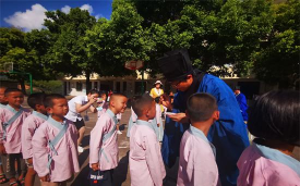 白石乡中心小学