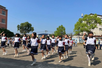 高坪乡中心小学