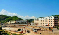 郭家沟中学环境