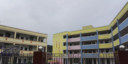 小双乡中心小学