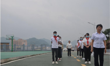 贵定县昌明镇昌明小学环境