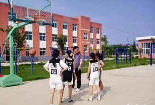 鱼台县王鲁镇英才学校