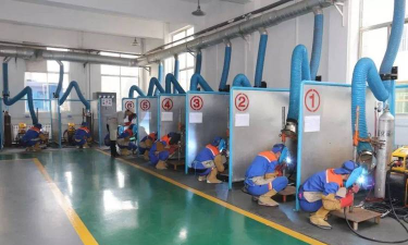 成都电焊机厂技工学校