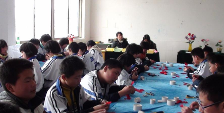 东台市新曹镇小学