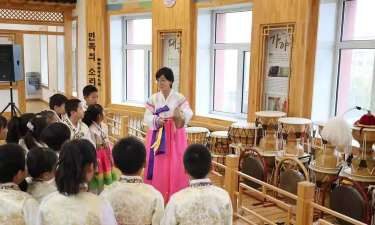 东宁县三岔口朝鲜族镇中心小学