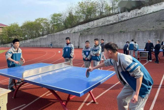 尉犁县新星学校