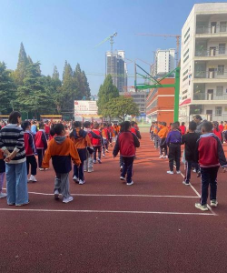 襄樊市第三十二中学