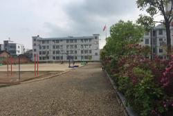 道县祥霖铺镇下蒋学校初中部